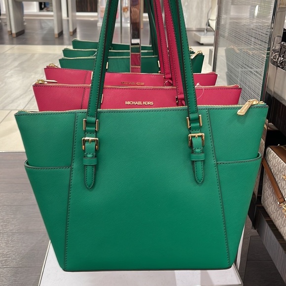 MICHAEL KORS Charlotte Large Leather Top-Zip Tote
Palmetto Green - Picture 12 of 16